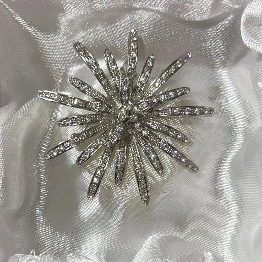 1960s 3-D Atomic Starburst Brooch